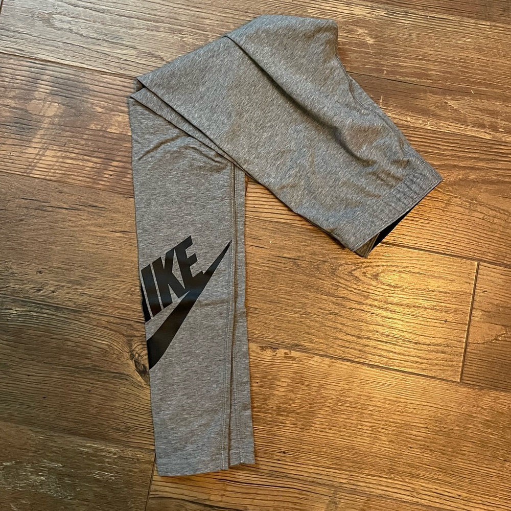 Nike Leggings - Size Small